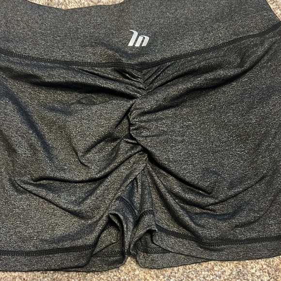 Muscle Nation Scrunch Shorts - Picture 3 of 7